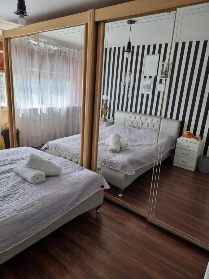 Отель Hollybush Private House Лутон Экстерьер фото